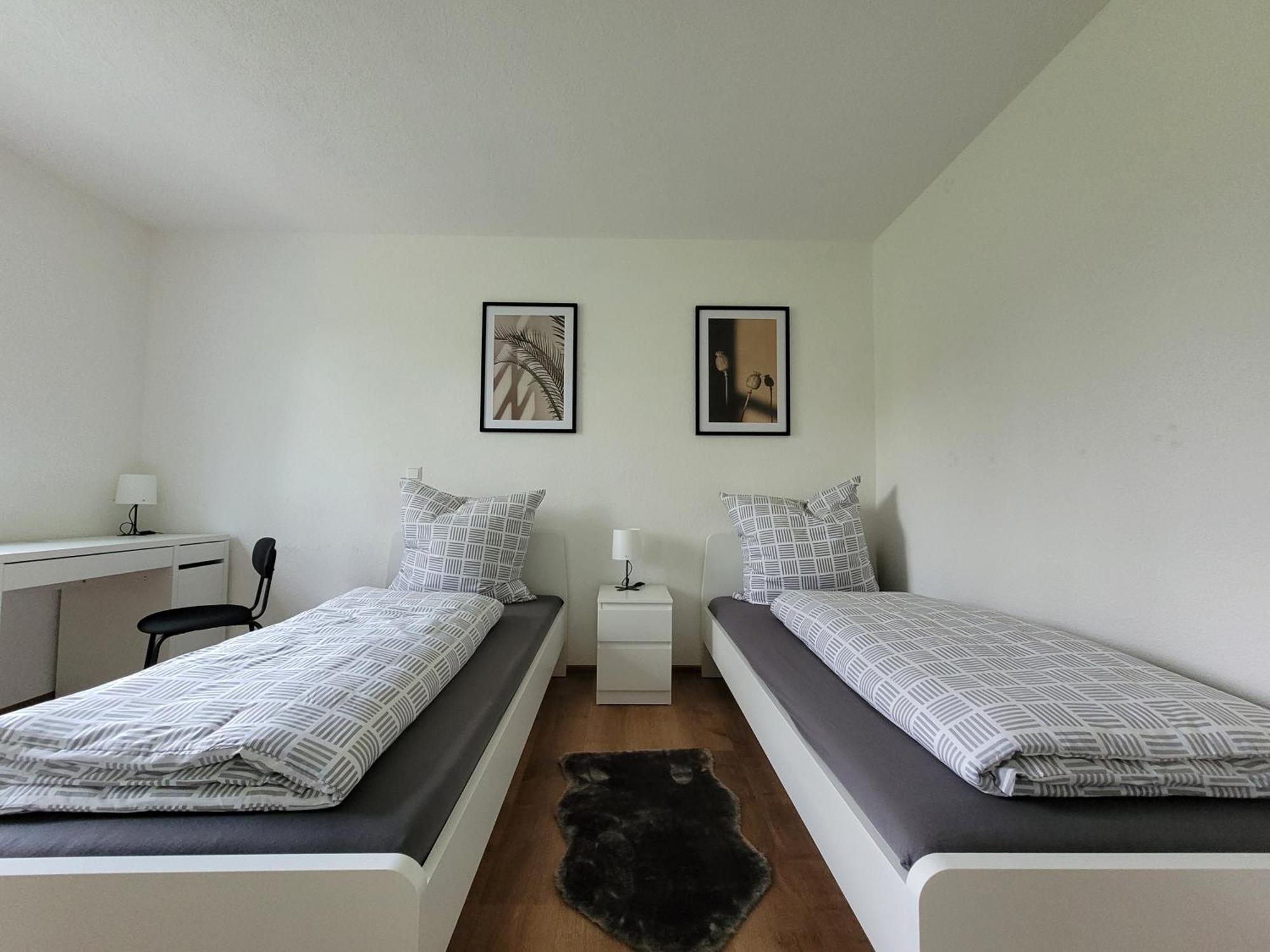 Living Flat, Eine Wohnung Mit Zwei Schlafzimmern Und Balkon Schorndorf  Exterior foto